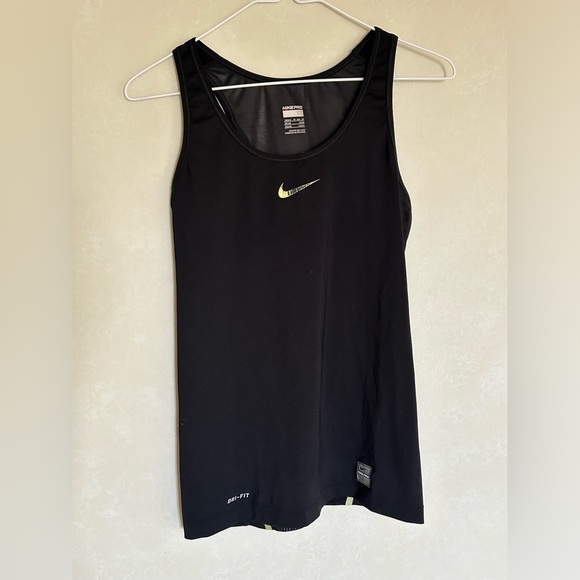Nike Tank Tops, size small, Green & Black - Picture 3 of 5